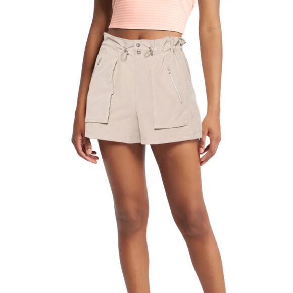 NWT C&C California High Rise Lightweight Stretch Woven Zip Pocket Bungee Shorts - Picture 1 of 5